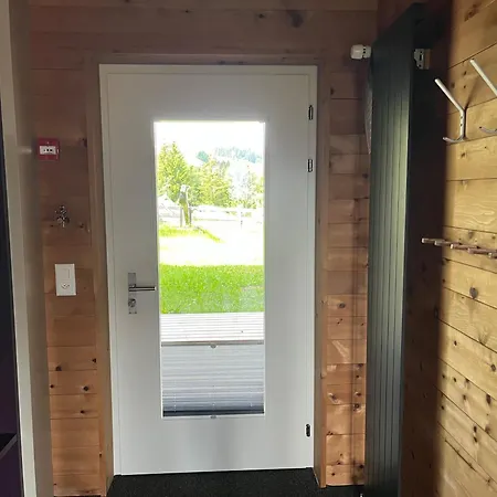 Regan Apartment Obersaxen